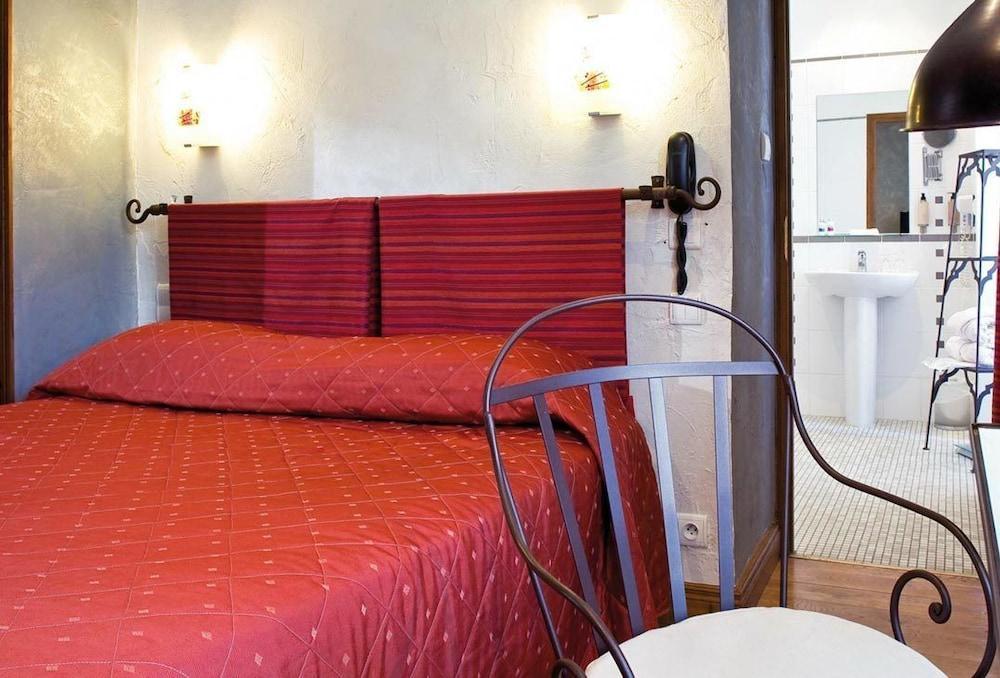 Hotel Les Remparts Mirepoix  Εξωτερικό φωτογραφία
