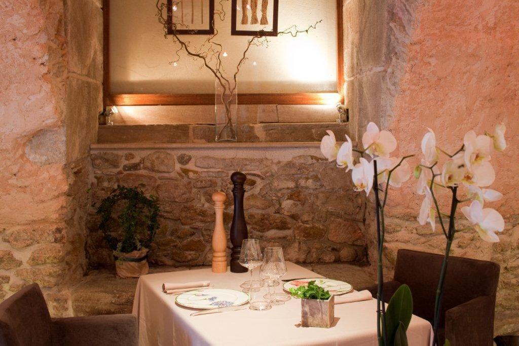 Hotel Les Remparts Mirepoix  Εξωτερικό φωτογραφία