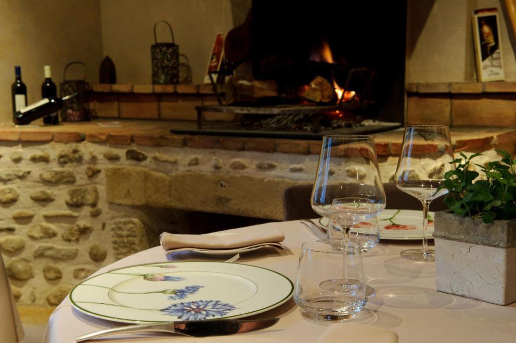 Hotel Les Remparts Mirepoix  Εξωτερικό φωτογραφία