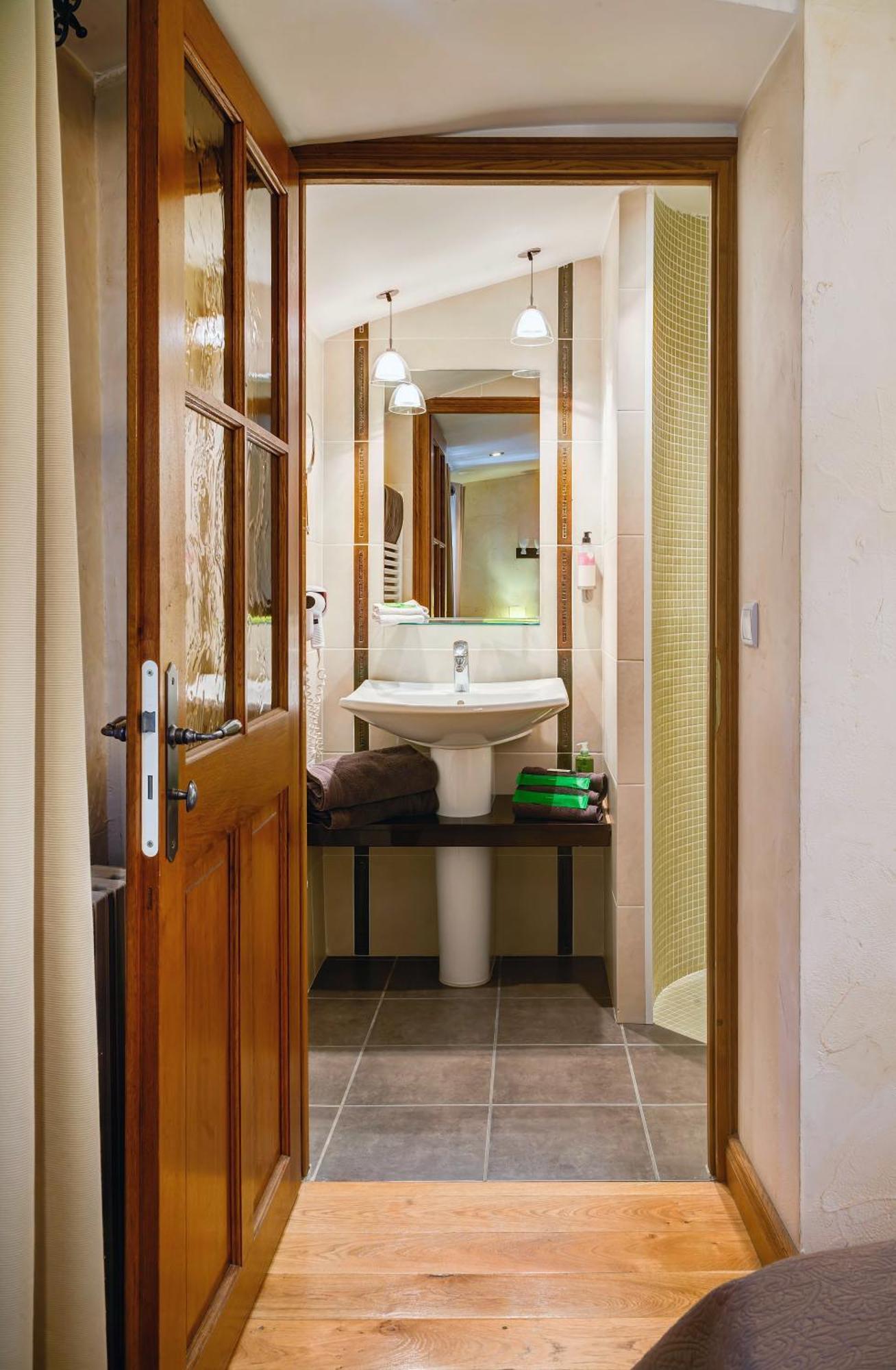 Hotel Les Remparts Mirepoix  Εξωτερικό φωτογραφία